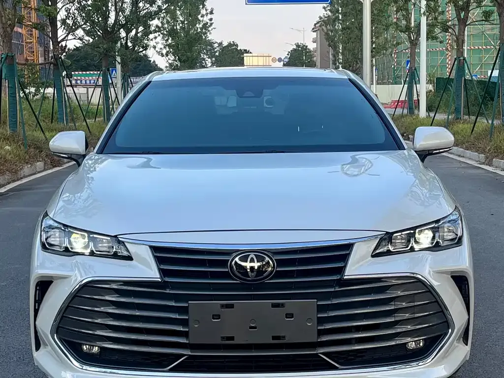 Toyota Camry 2022 из CN, фото 2