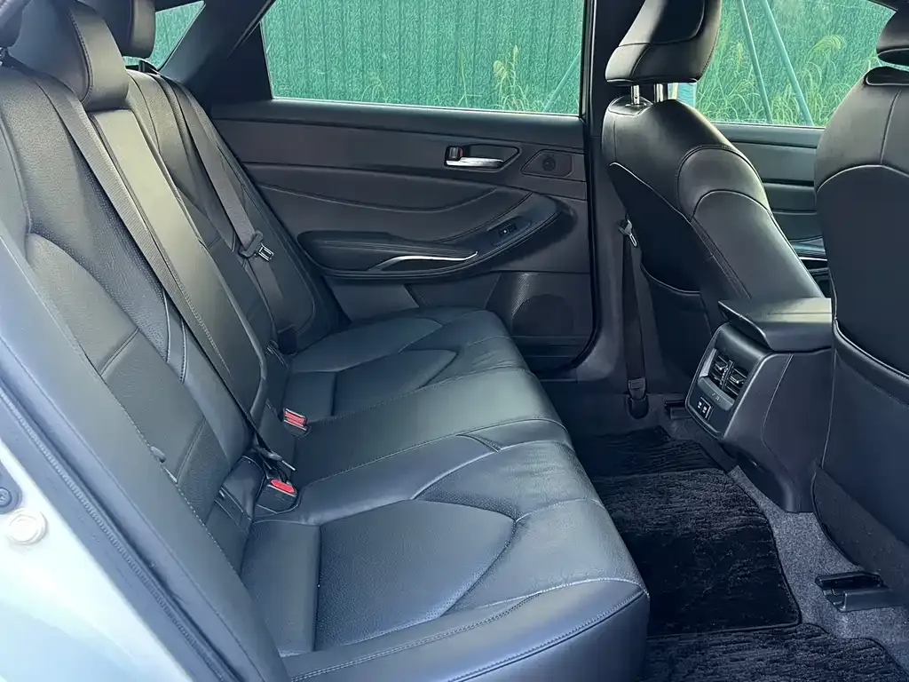 Toyota Camry 2022 из CN, фото 9