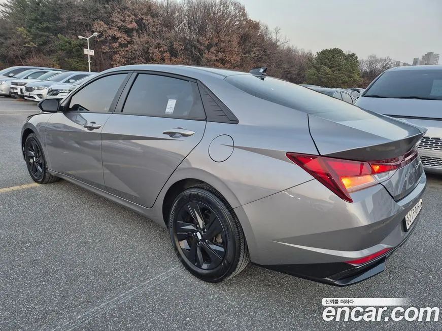 Hyundai AVANTE 2023 из KR, фото 4