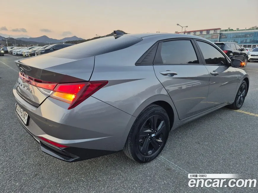 Hyundai AVANTE 2023 из KR, фото 6