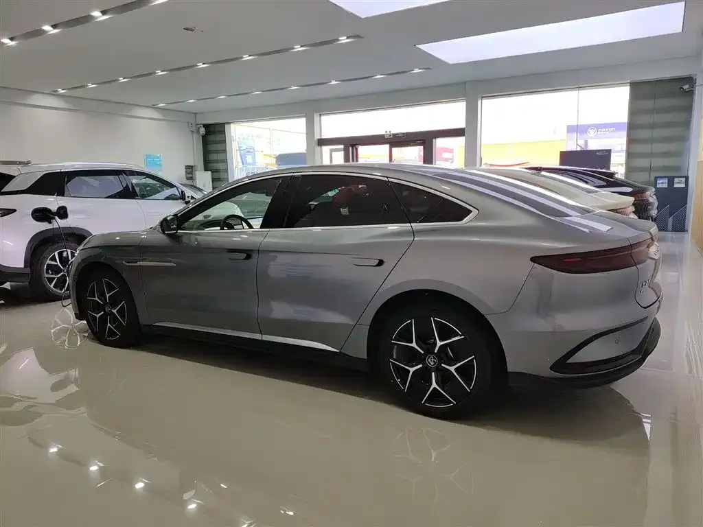 BYD Han 2025 из CN, фото 5