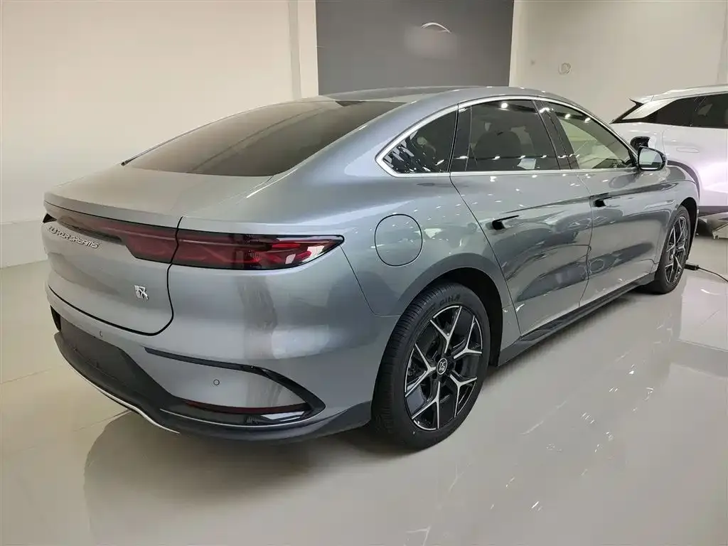 BYD Han 2025 из CN, фото 7