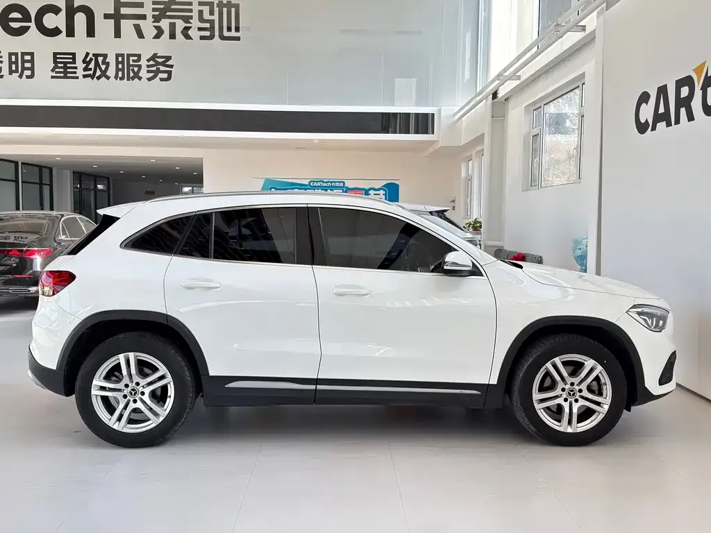 Mercedes-Benz GLA 2023 из CN, фото 5