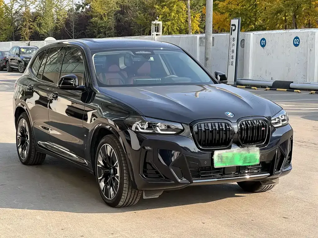 BMW iX3 — фото 3