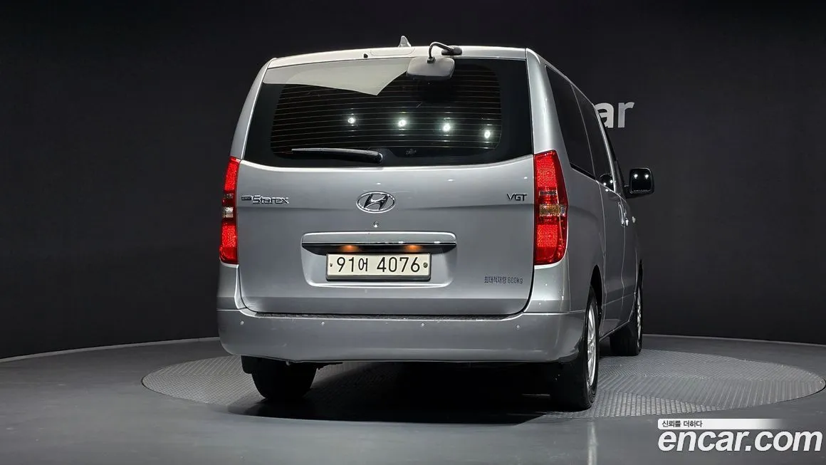 Hyundai Starex — фото 4