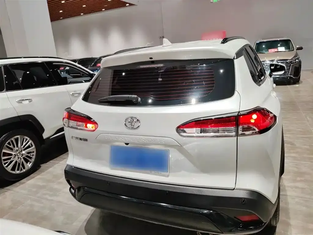 Toyota Frontlander 2023 из CN, фото 6