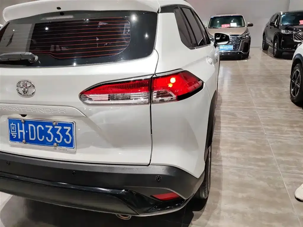 Toyota Frontlander 2023 из CN, фото 8