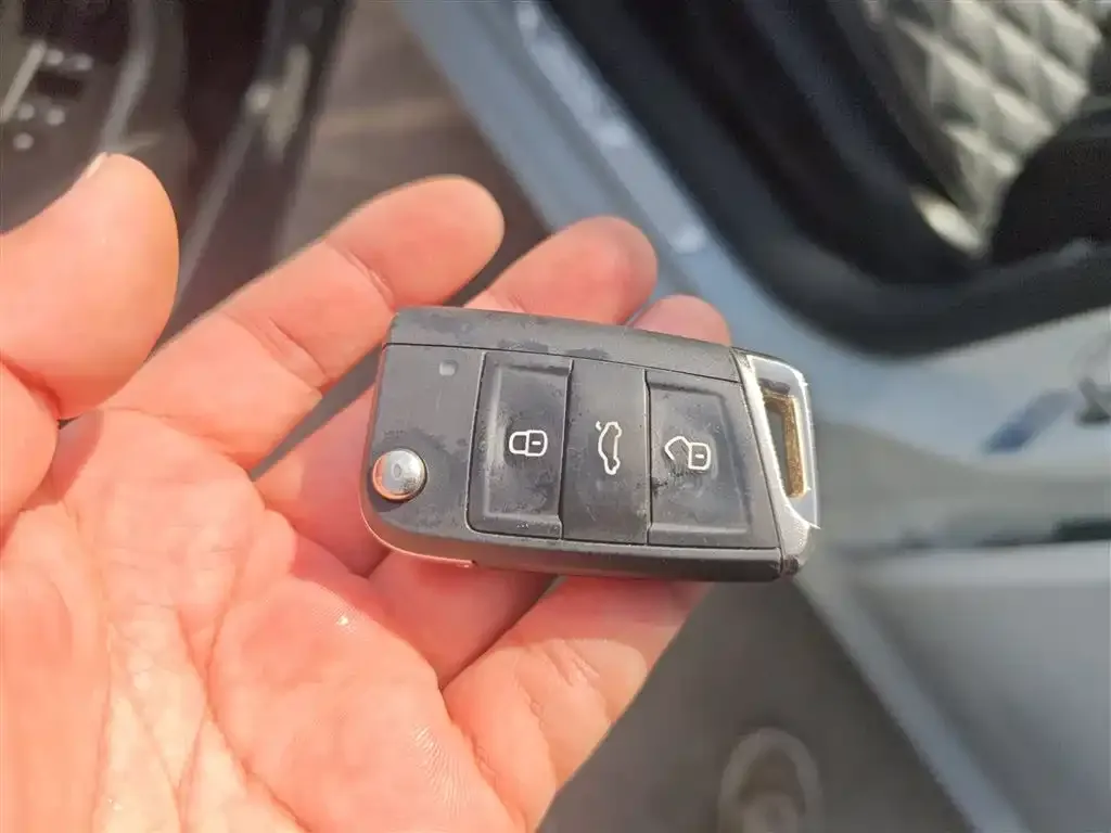 Volkswagen Sagitar 2023 из CN, фото 9