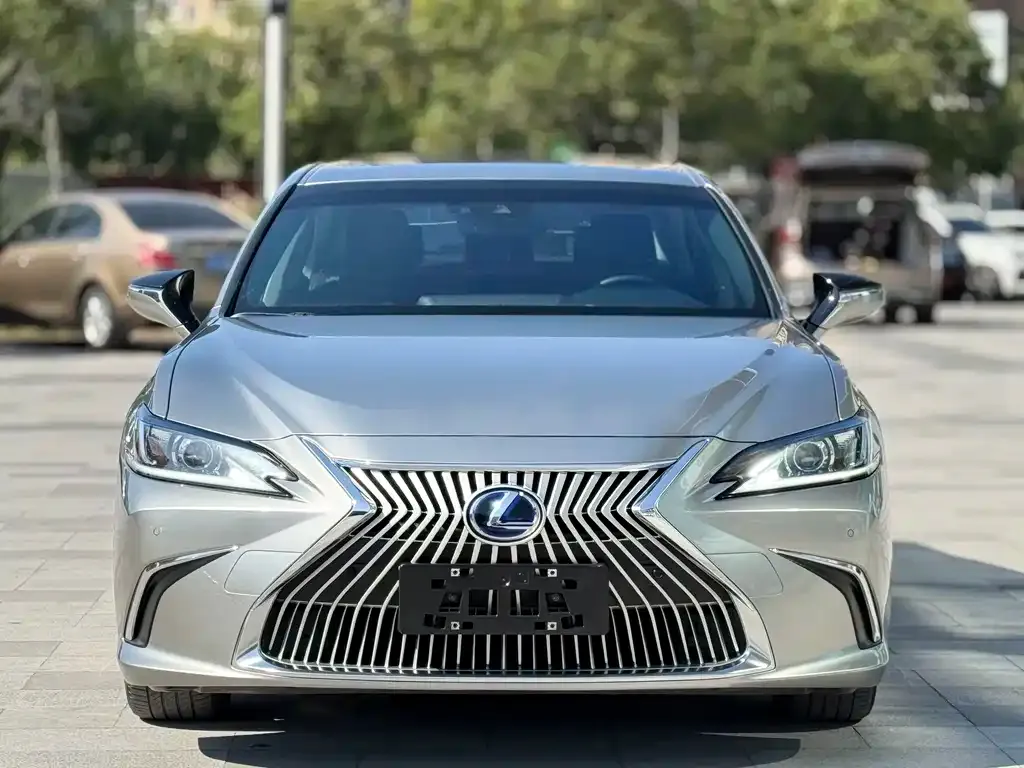 Lexus ES 2021 из CN, фото 2