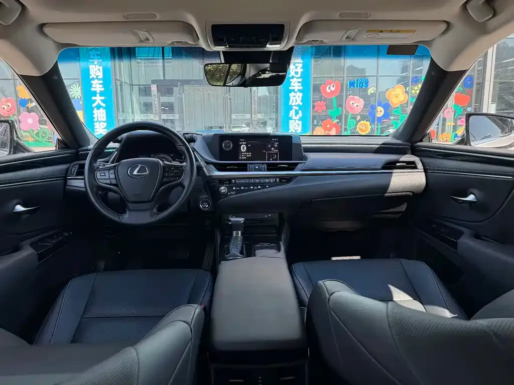 Lexus ES 2021 из CN, фото 9