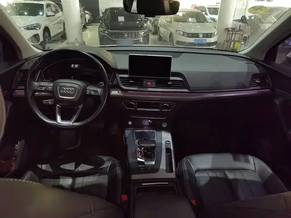 Audi Q5L 2021 из CN, фото 10
