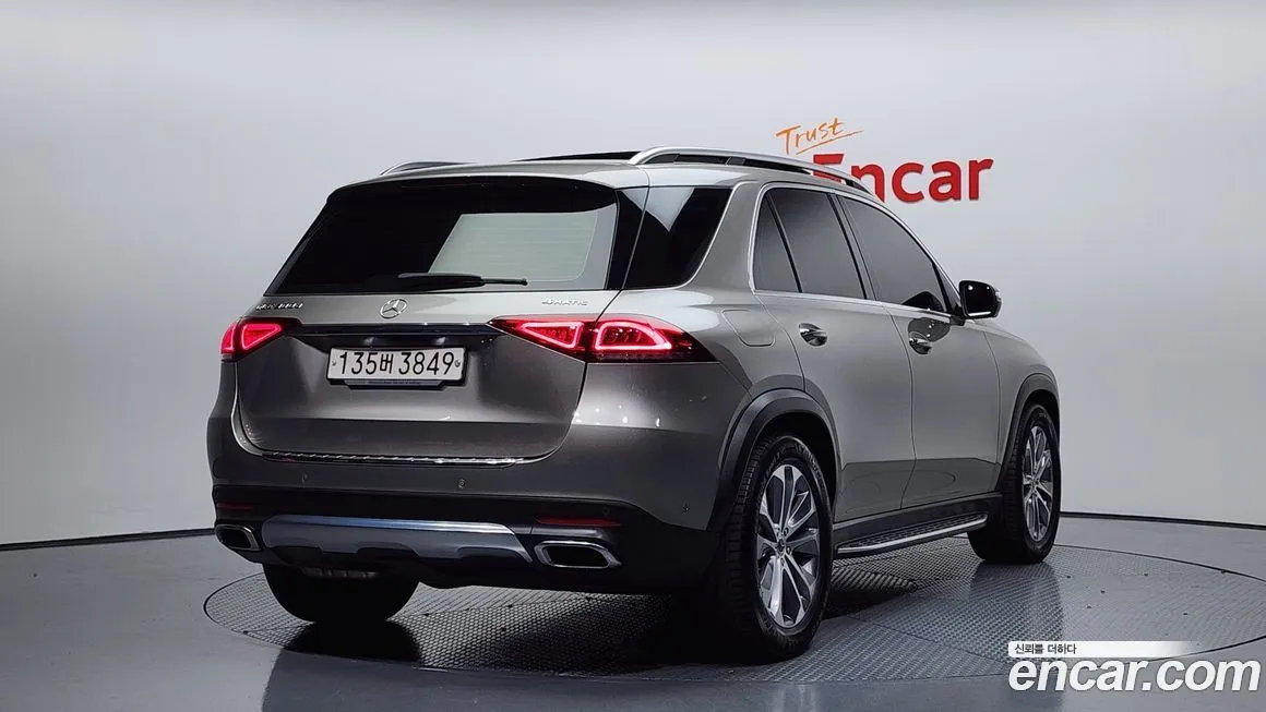 Mercedes-Benz GLE-Class — фото 2