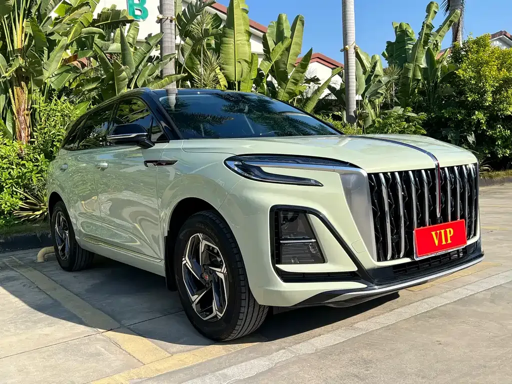 Hongqi HS3 — фото 3