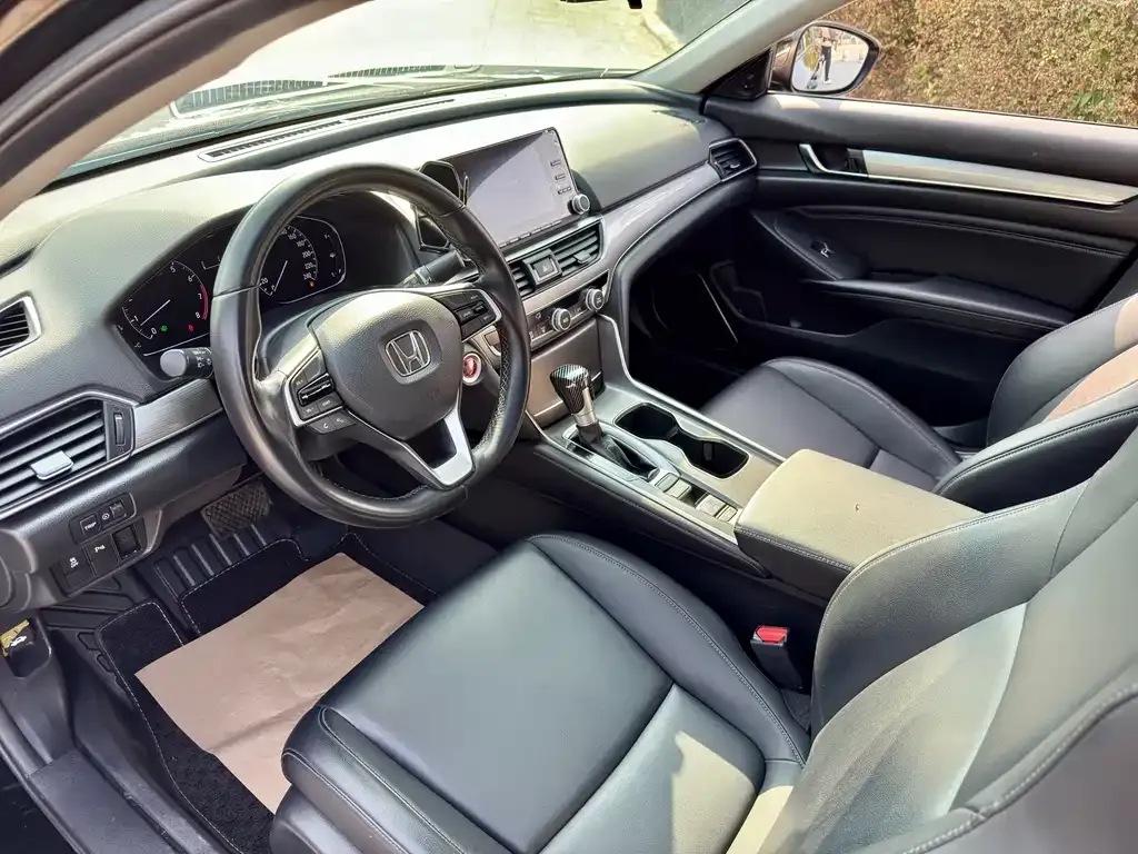 Honda Accord 2021 из CN, фото 10