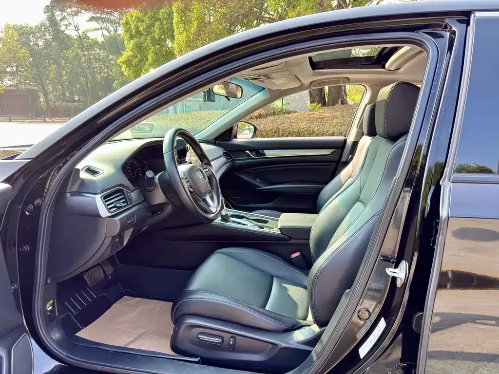 Honda Accord 2021 из CN, фото 9