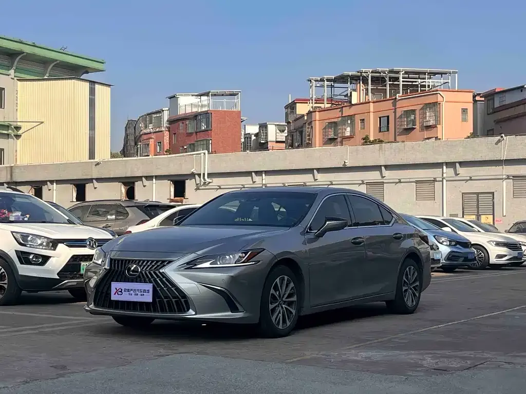 Lexus ES 2024 из CN, фото 1