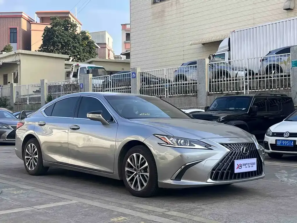 Lexus ES 2024 из CN, фото 3