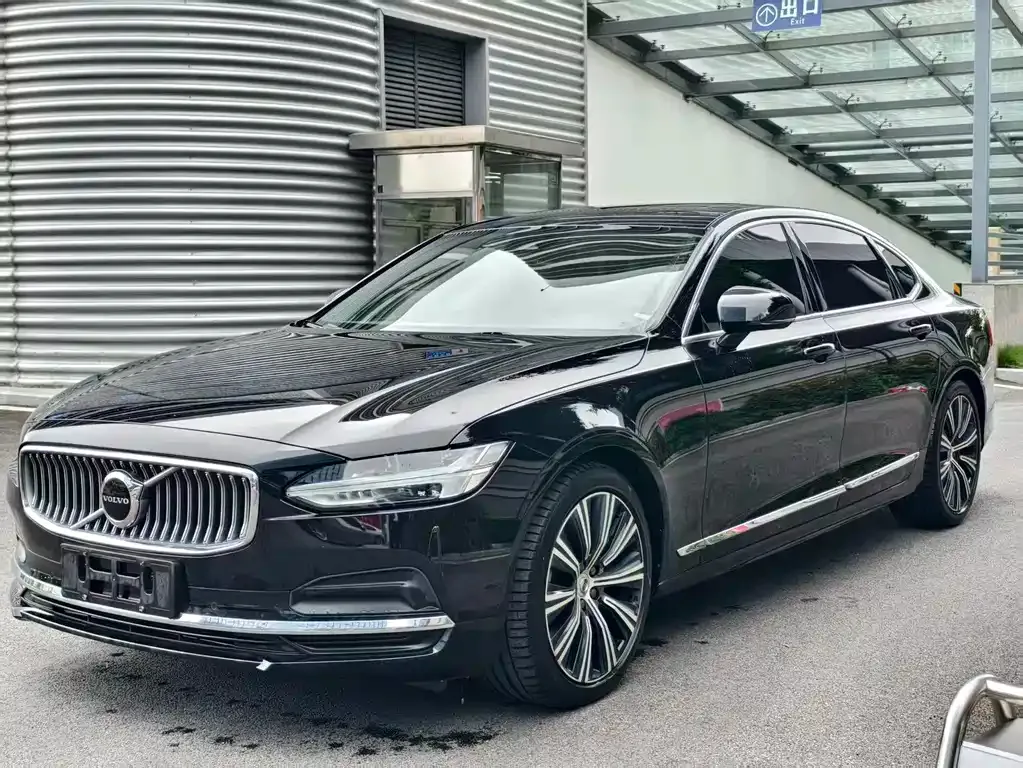Volvo S90 2025 из CN, фото 1