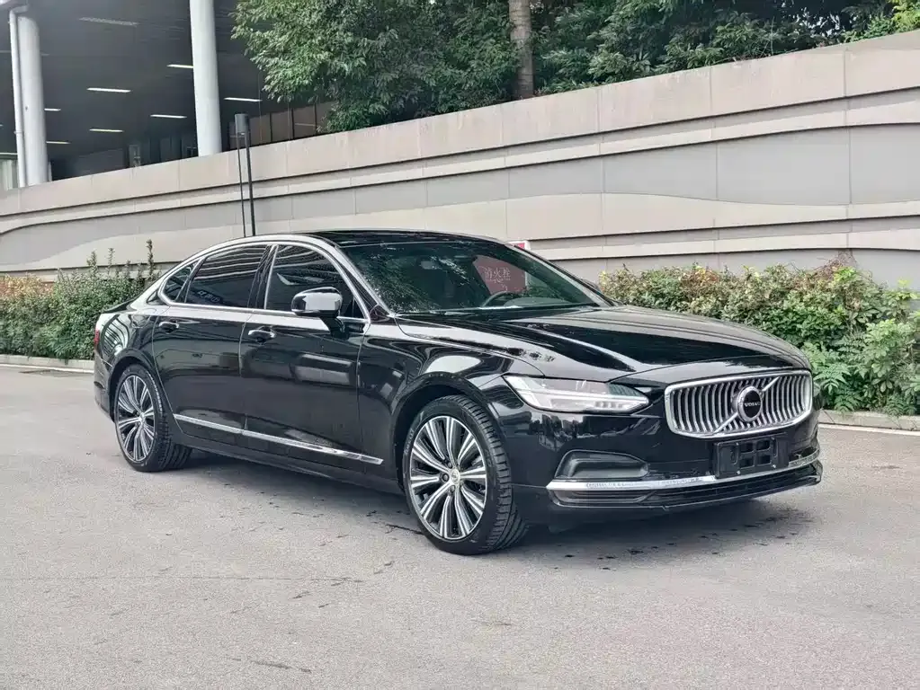 Volvo S90 2025 из CN, фото 2
