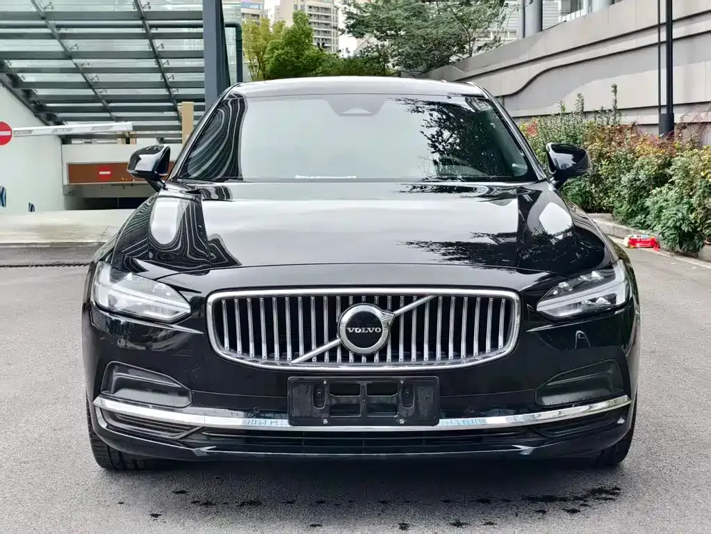 Volvo S90 2025 из CN, фото 3