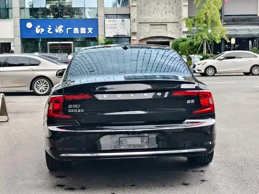 Volvo S90 2025 из CN, фото 6