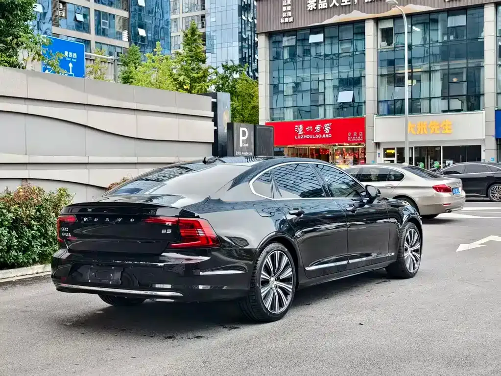 Volvo S90 2025 из CN, фото 7