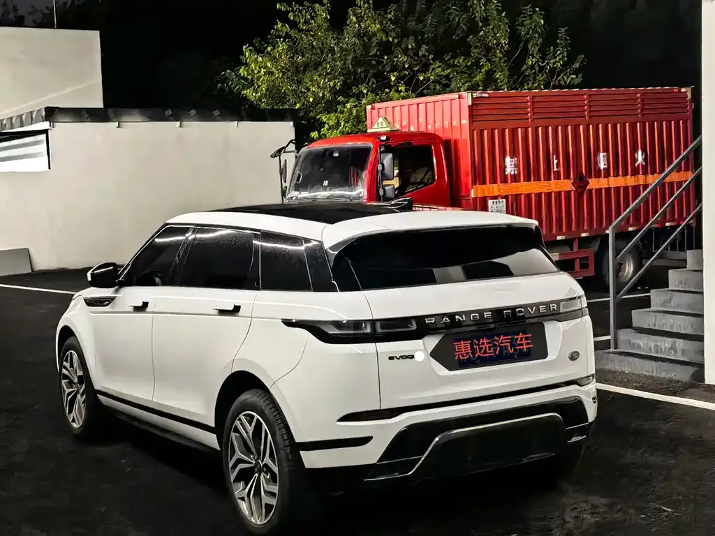 Land Rover Evoque — фото 9