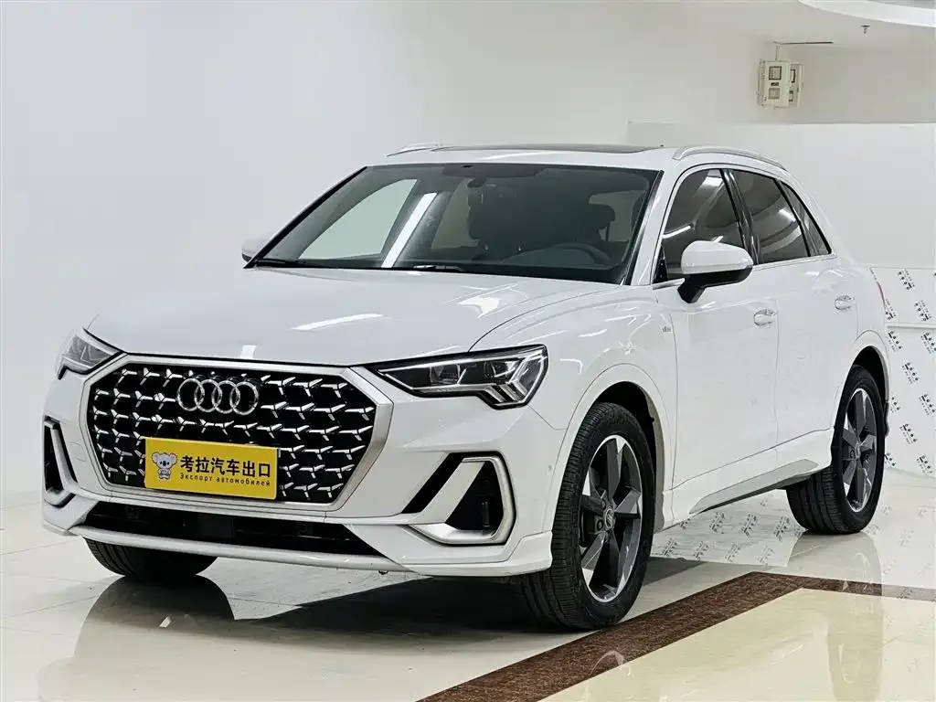 Audi Q3 2023 из CN, фото 1