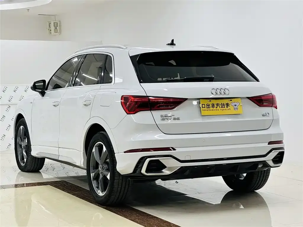 Audi Q3 2023 из CN, фото 7