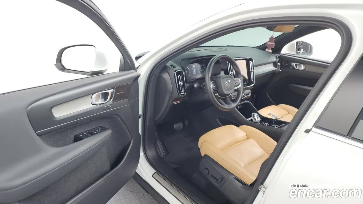 Volvo XC40 2021 из KR, фото 10