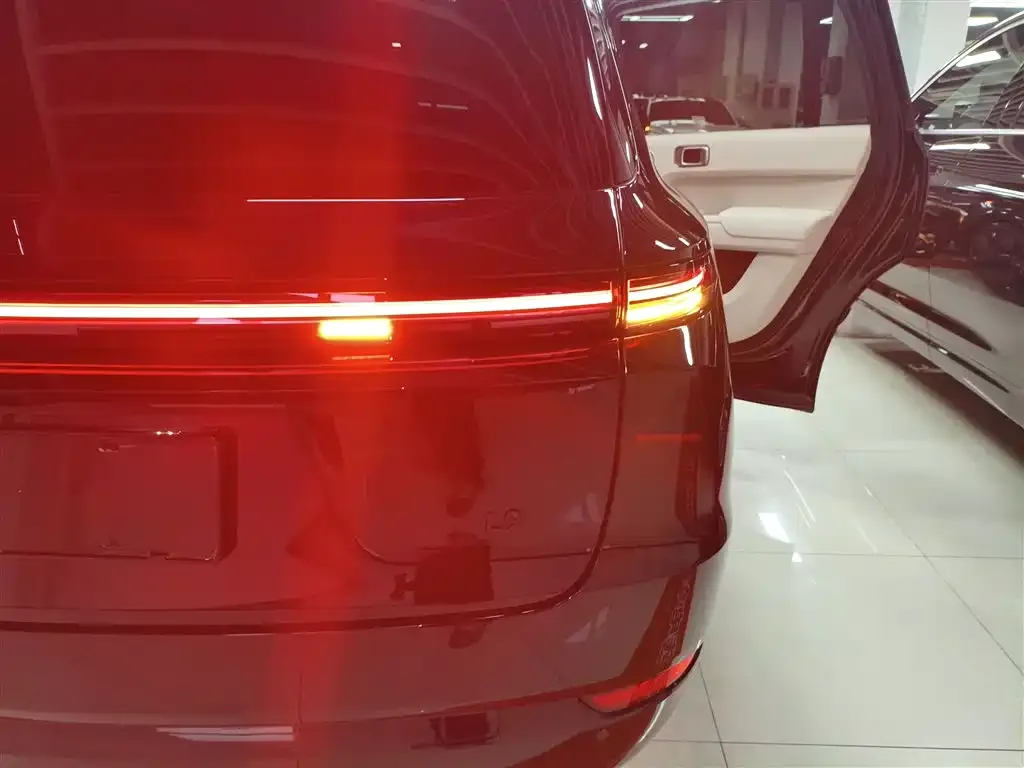 Li Auto L9 2023 из CN, фото 8