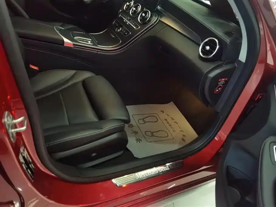 Mercedes-Benz C-Class 2023 из CN, фото 8