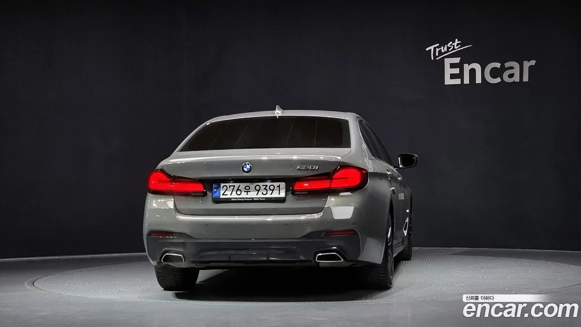 BMW 5-Series — фото 4