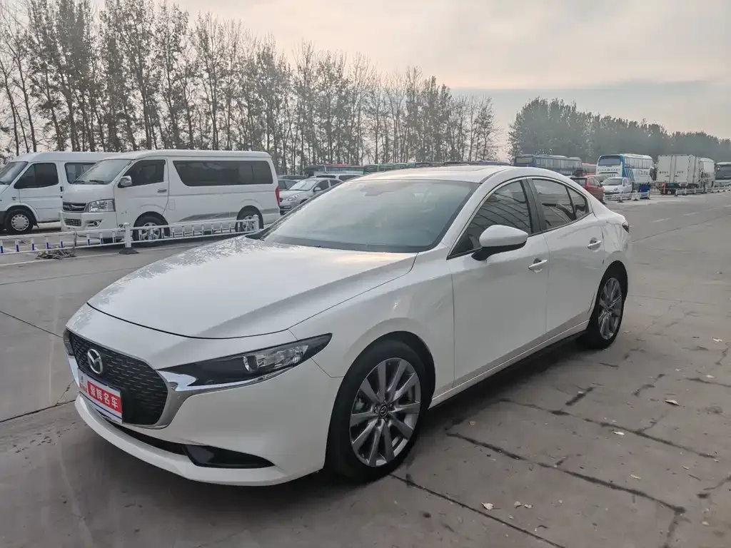Mazda 3 Axela 2021 из CN, фото 1