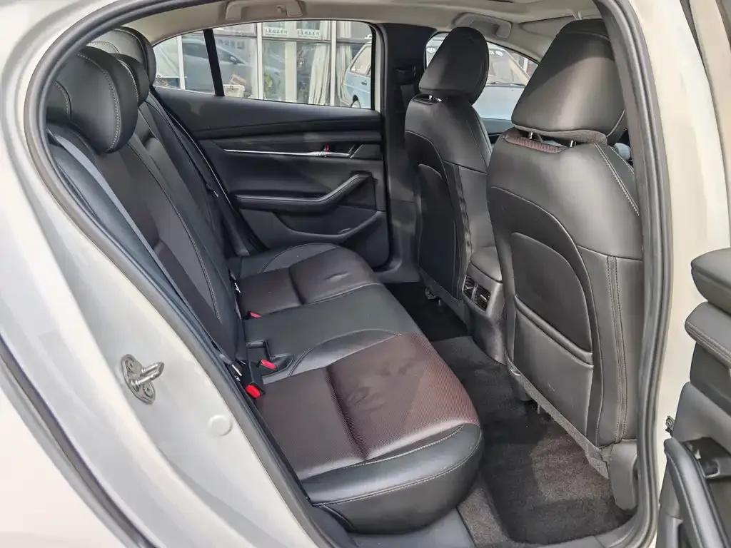 Mazda 3 Axela 2021 из CN, фото 10