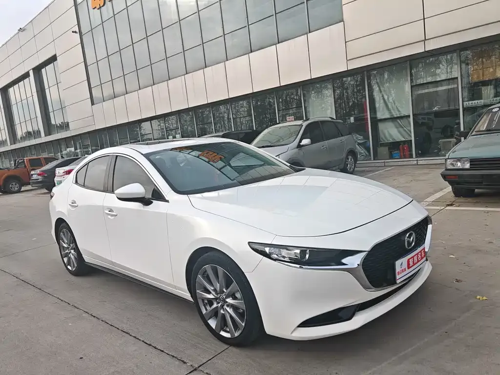 Mazda 3 Axela 2021 из CN, фото 3