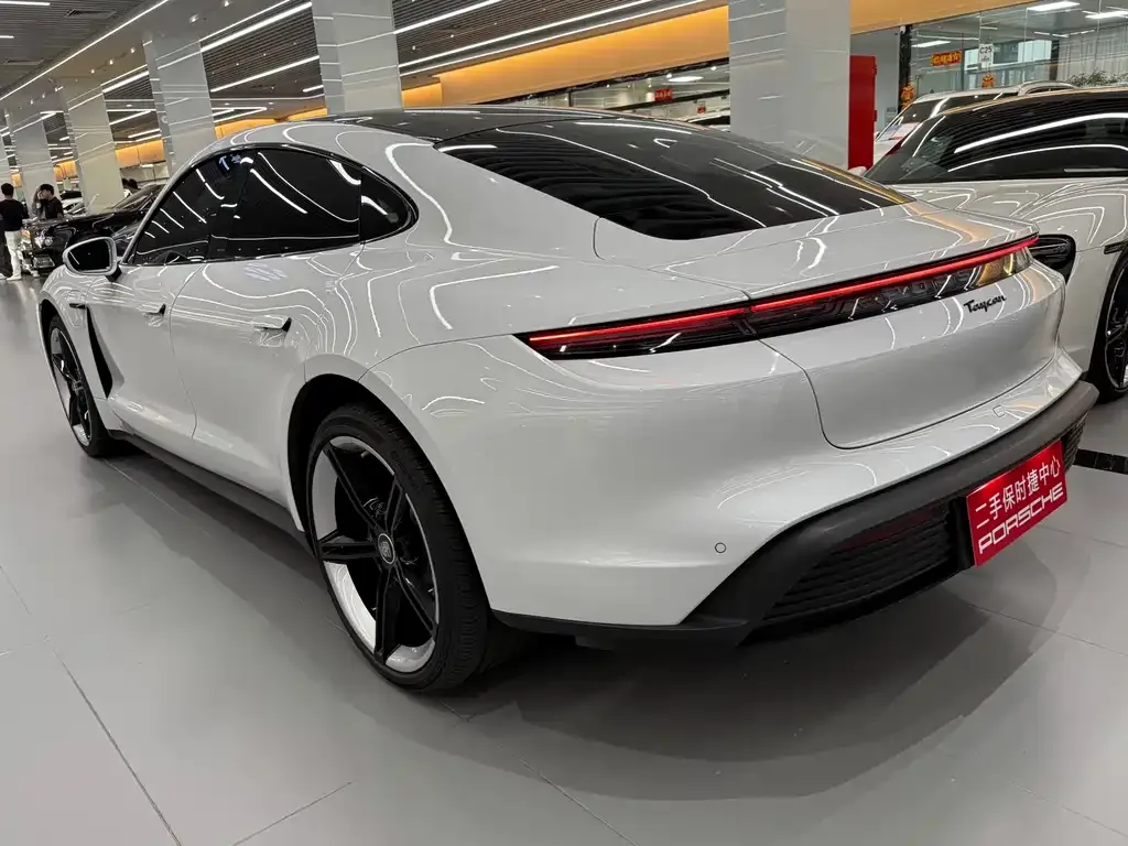 Porsche Taycan 2023 из CN, фото 4