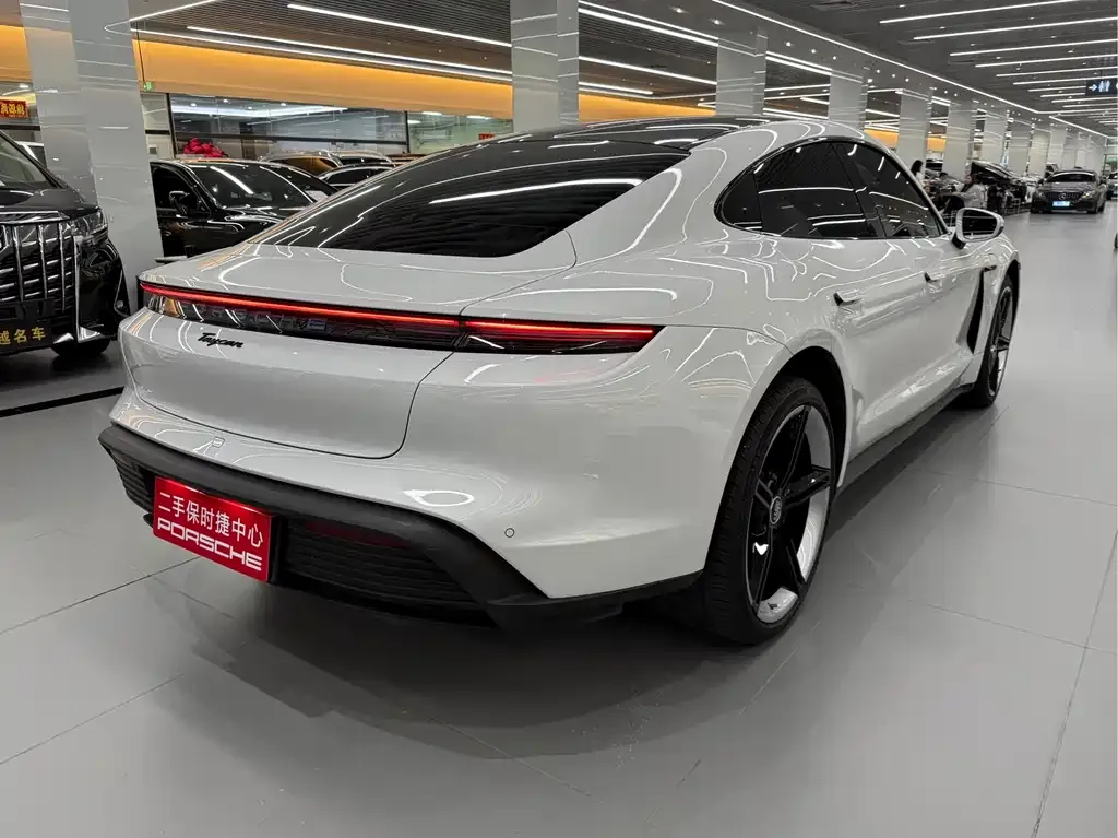 Porsche Taycan 2023 из CN, фото 6