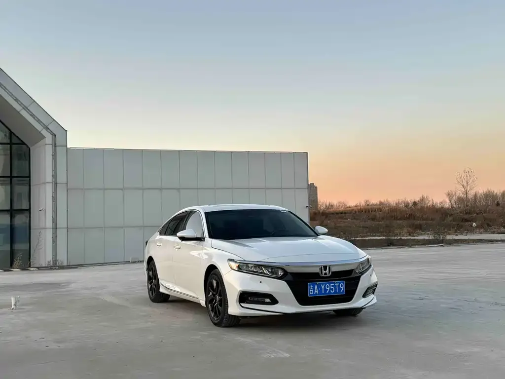 Honda Accord 2021 из CN, фото 3