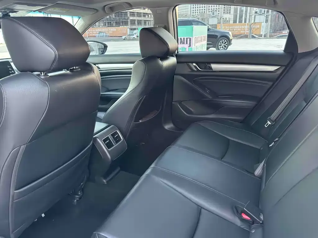 Honda Accord 2021 из CN, фото 5