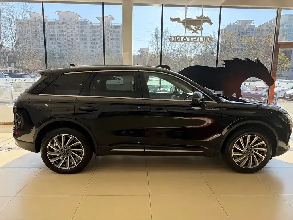 Lincoln Corsair 2024 из CN, фото 7