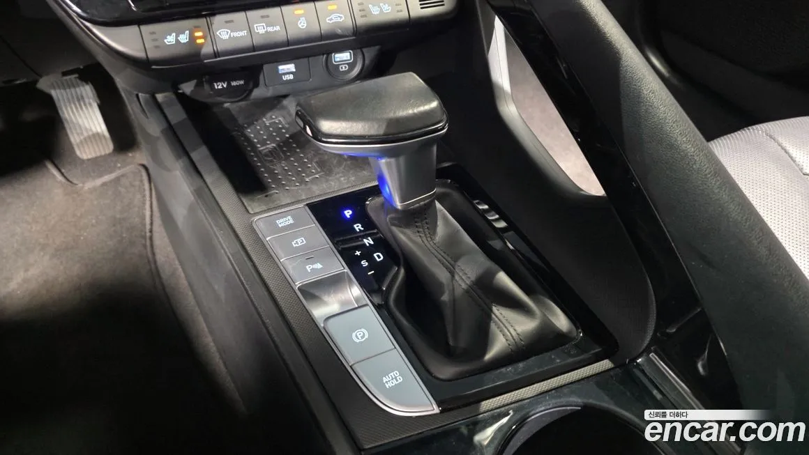 Hyundai AVANTE — фото 9