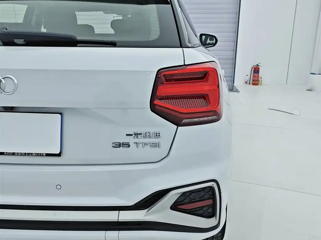 Audi Q2L 2021 из CN, фото 10
