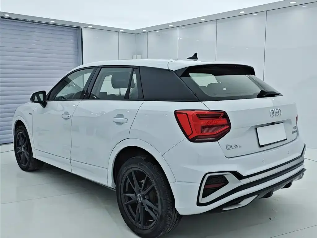 Audi Q2L 2021 из CN, фото 6