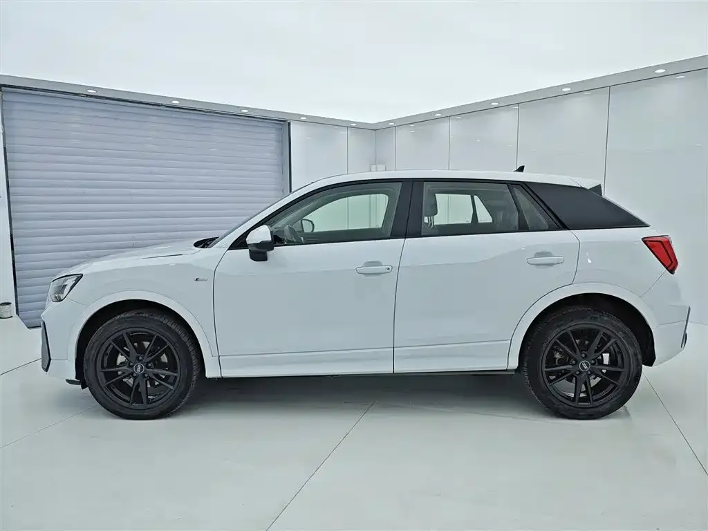 Audi Q2L 2021 из CN, фото 7