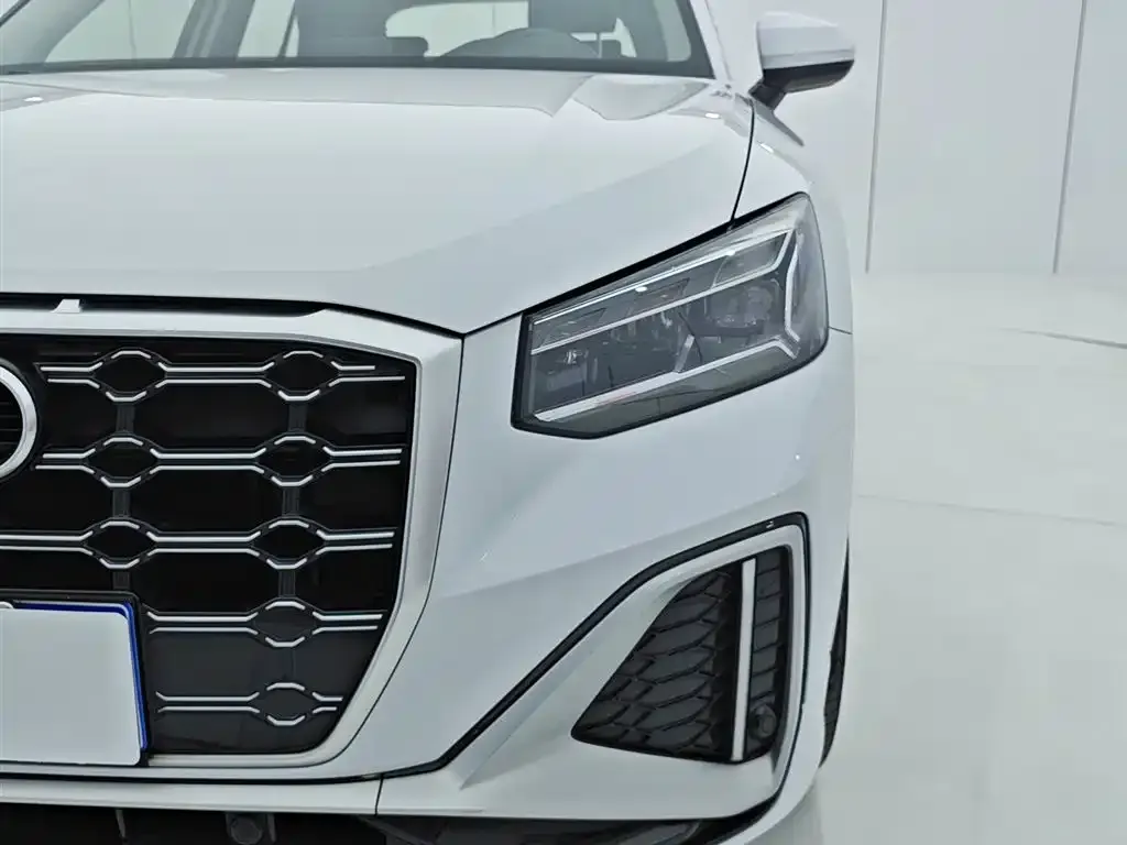 Audi Q2L 2021 из CN, фото 9