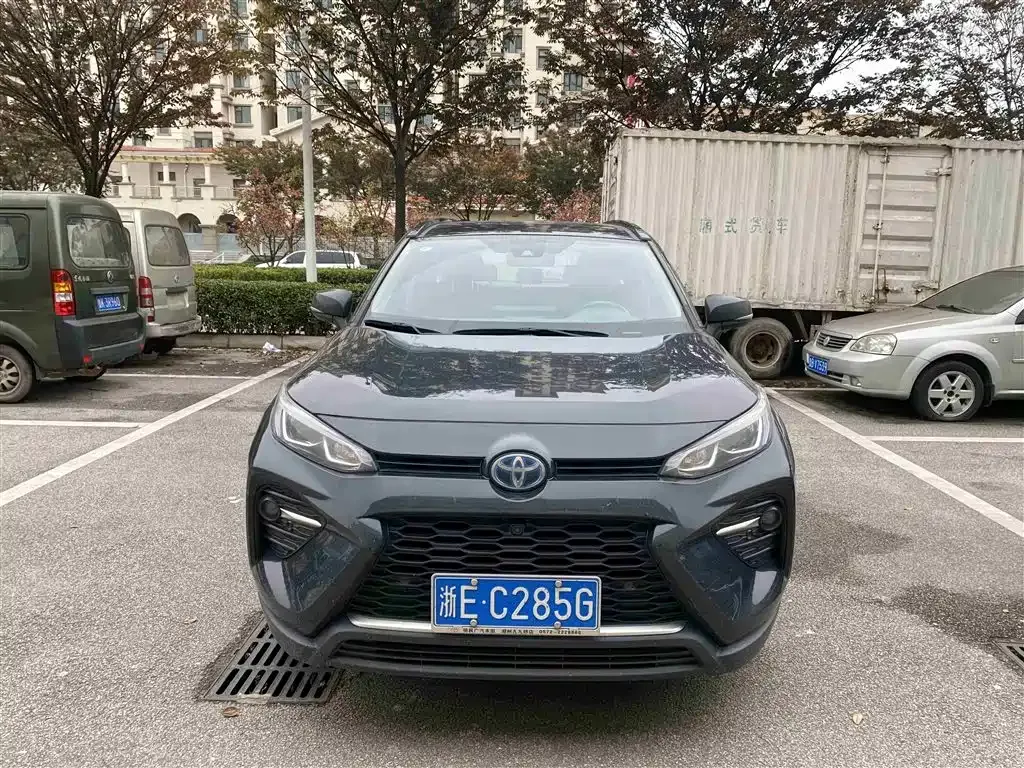 Toyota Wildlander 2023 из CN, фото 2
