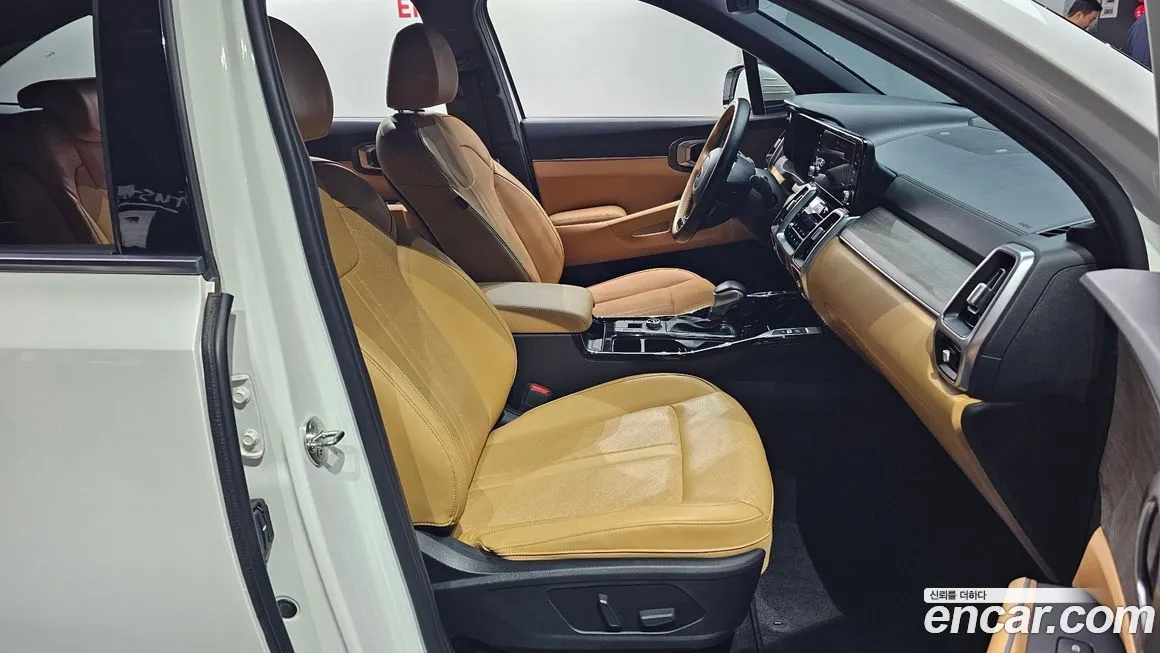 Kia Sorento — фото 10