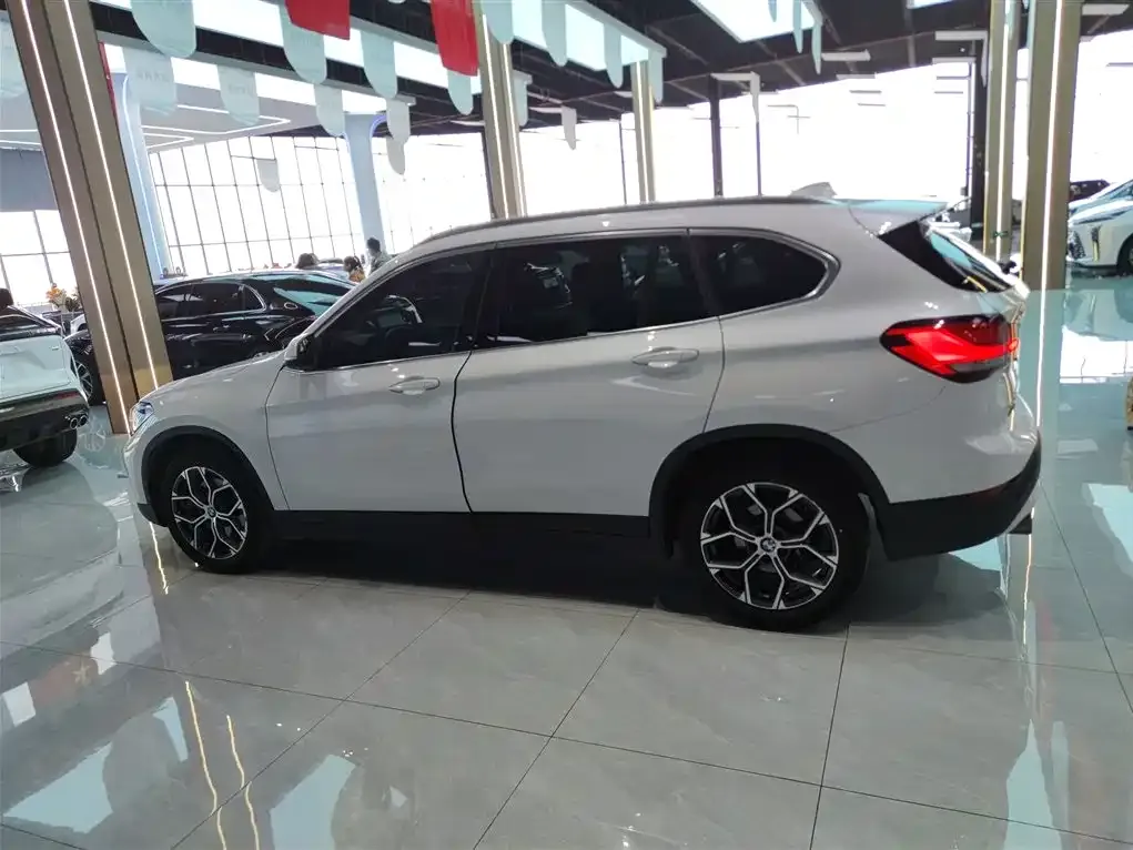 BMW X1 2021 из CN, фото 5