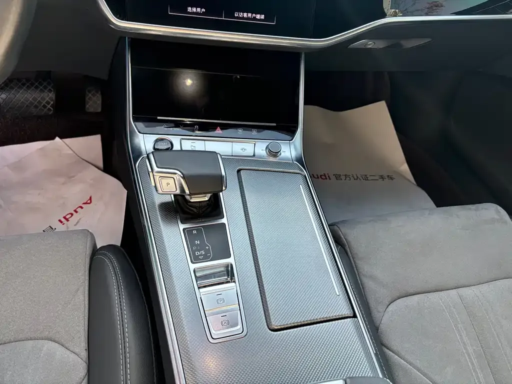 Audi A6L 2023 из CN, фото 10